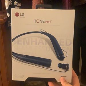 Bluetooth LG headphones